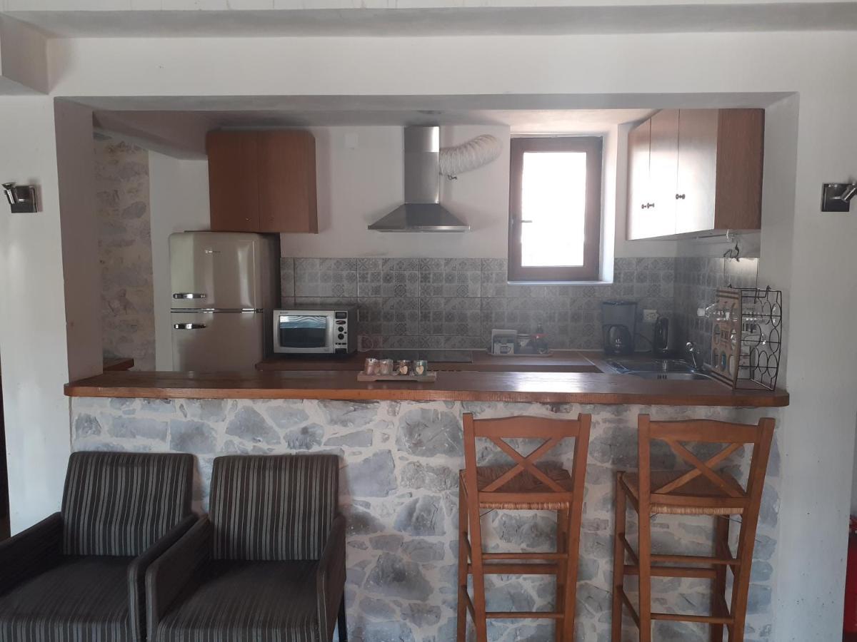 Tsitalia Cottage House Leonídio Kültér fotó